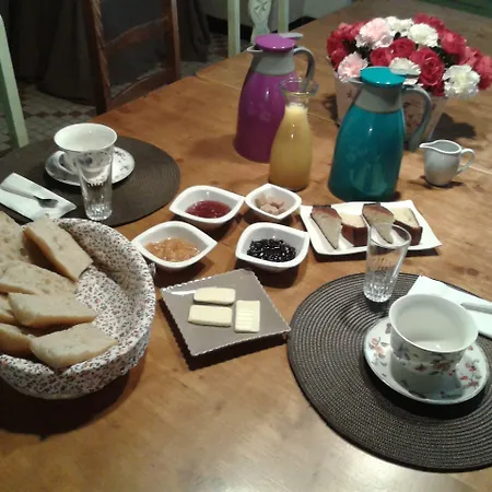 Bed & Breakfast La Maison D'amazone Mont-Disse