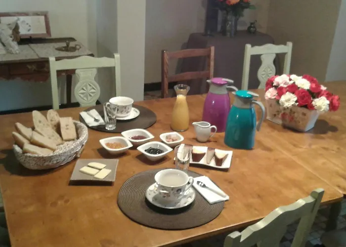 Bed & Breakfast La Maison D'amazone Mont-Disse